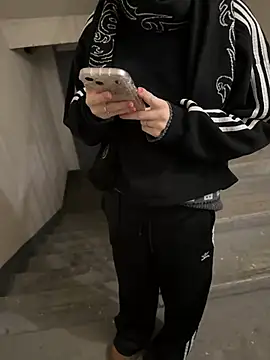 Snapshot of Alexandria_Balenciaga chatting on January 28, 8:04 pm Alexandria Balenciaga online show from January 28, 8:04 pm