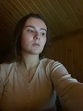 mewKate online show from February 7, 7:59 pm