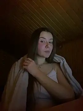 mewKate online show from February 8, 6:12 pm