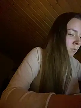 mewKate online show from February 15, 4:01 pm