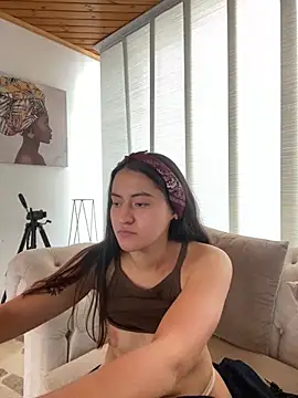 Snapshot of Camila_pinkk chatting on February 23, 5:07 pm Camila pinkk online show from February 23, 5:07 pm