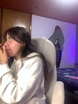 Snapshot of Camila_pinkk chatting on February 25, 6:42 pm Camila pinkk online show from February 25, 6:42 pm