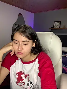 Snapshot of Camila_pinkk chatting on March 1, 2:23 pm Camila pinkk online show from March 1, 2:23 pm