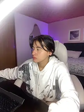 Snapshot of Camila_pinkk chatting on March 8, 2:19 pm Camila pinkk online show from March 8, 2:19 pm