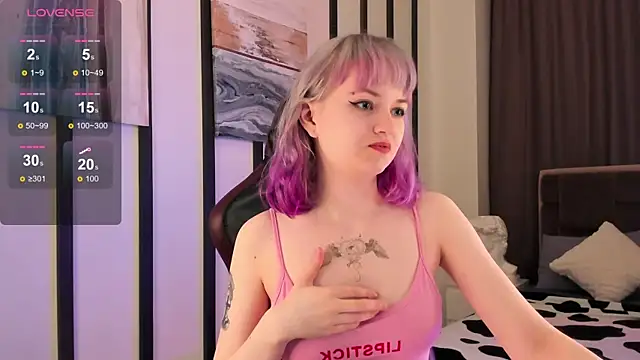 Snapshot of blue_nymph1 chatting on March 21, 10:06 am blue nymph1 online show from March 21, 10:06 am