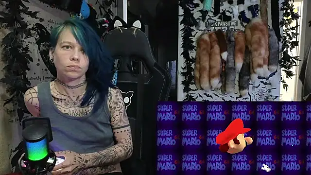 Snapshot of trashbrat chatting on November 12, 9:53 am trashbrat online show from November 12, 9:53 am