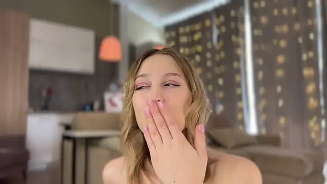 Snapshot of Shyrubate chatting on March 14, 5:27 am Shyrubate online show from March 14, 5:27 am