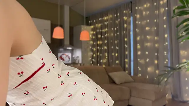 Snapshot of Shyrubate chatting on March 17, 5:23 am Shyrubate online show from March 17, 5:23 am