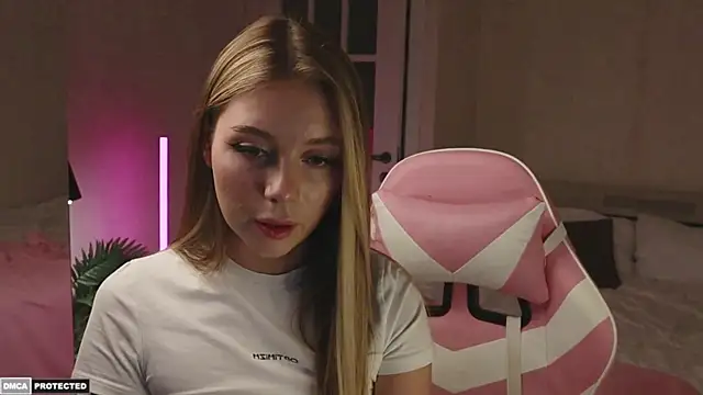 Snapshot of Tokyo_N chatting on January 23, 12:04 am Tokyo N online show from January 23, 12:04 am