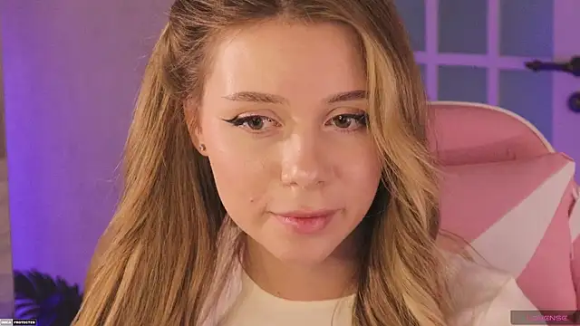 Snapshot of Tokyo_N chatting on February 3, 11:09 am Tokyo N online show from February 3, 11:09 am