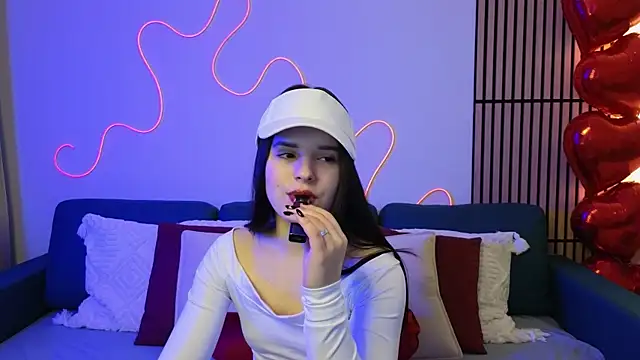 Harleen Moore online show from February 13, 11:06 am