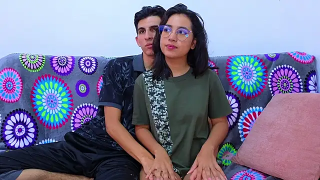 Snapshot of Ana_and_Leo chatting on January 29, 5:56 pm Ana and Leo online show from January 29, 5:56 pm