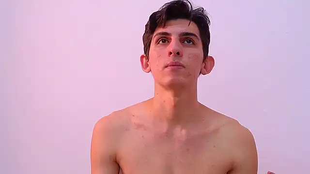 Snapshot of Ana_and_Leo chatting on March 3, 12:58 pm Ana and Leo online show from March 3, 12:58 pm