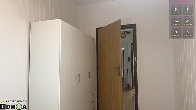 Snapshot of wannaseeyoursmile chatting on March 18, 7:19 am wannaseeyoursmile online show from March 18, 7:19 am