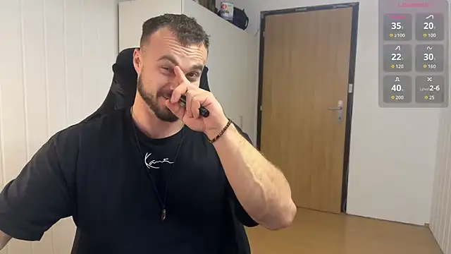 Snapshot of wannaseeyoursmile chatting on October 27, 11:14 am wannaseeyoursmile online show from October 27, 11:14 am