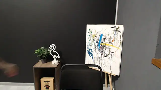 mini girly online show from January 24, 3:24 pm