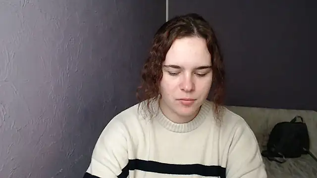 mini girly online show from February 26, 1:52 pm