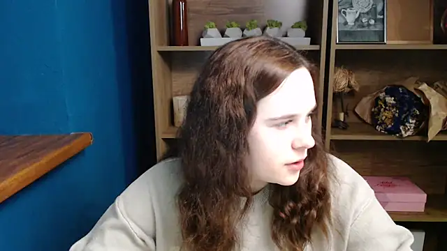 mini girly online show from December 15, 1:59 pm