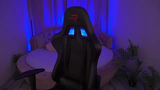 Marmeladkaaa online show from November 24, 2:28 pm