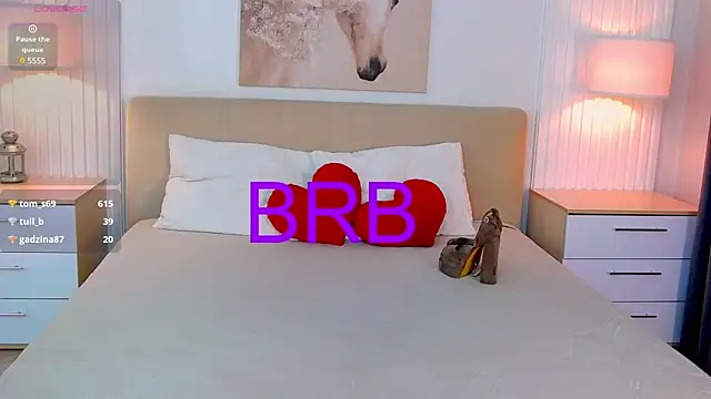 Emma plux online show from March 2, 10:14 am