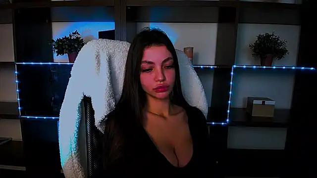 Lexi Jous online show from March 17, 4:11 pm