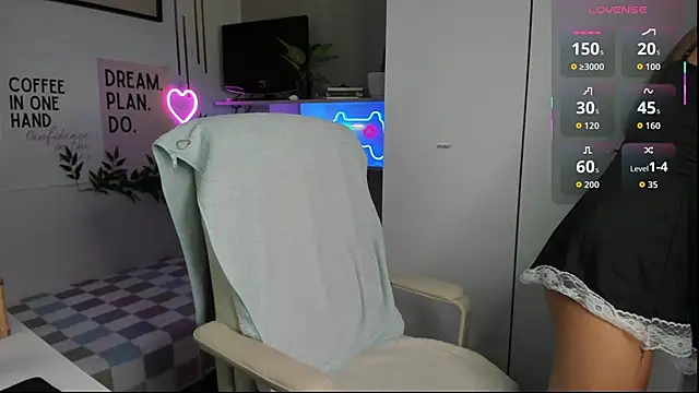 Snapshot of SofiaLolipop chatting on September 23, 1:25 pm SofiaLolipop online show from September 23, 1:25 pm