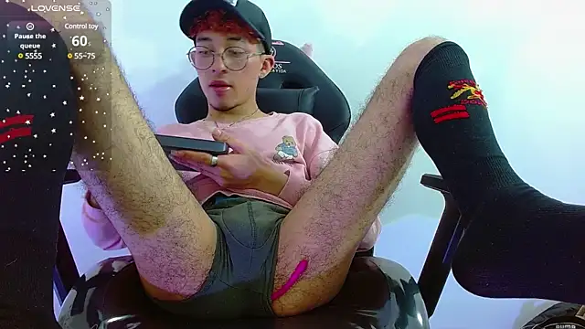 Axel tay online show from February 28, 6:43 am