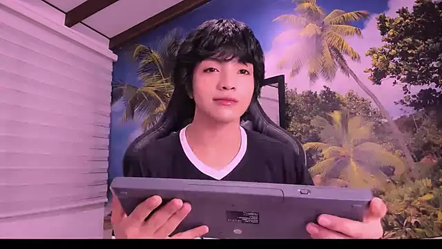 AllanYong18 online show from February 10, 2:30 am