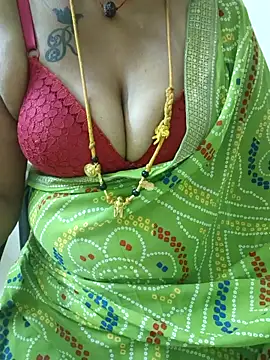 Snapshot of sriyazhini chatting on March 15, 5:37 pm sriyazhini online show from March 15, 5:37 pm