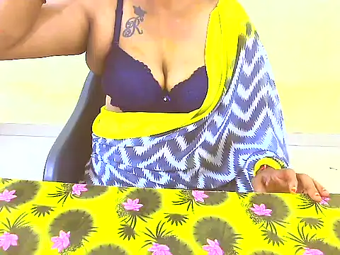 Snapshot of sriyazhini chatting on November 27, 6:15 am sriyazhini online show from November 27, 6:15 am