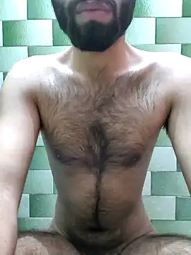 Snapshot of TOPMOON001 chatting on February 6, 6:51 am TOPMOON001 online show from February 6, 6:51 am