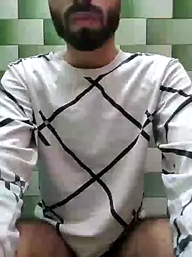 Snapshot of TOPMOON001 chatting on February 11, 6:30 am TOPMOON001 online show from February 11, 6:30 am