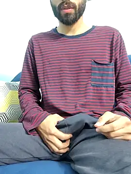 Snapshot of TOPMOON001 chatting on March 1, 11:50 am TOPMOON001 online show from March 1, 11:50 am