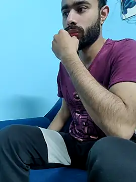 Snapshot of TOPMOON001 chatting on March 13, 11:08 am TOPMOON001 online show from March 13, 11:08 am