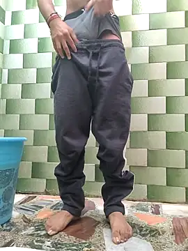 Snapshot of TOPMOON001 chatting on November 16, 5:13 am TOPMOON001 online show from November 16, 5:13 am