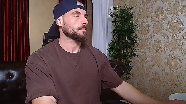 AdamJamesonn online show from March 15, 9:19 am