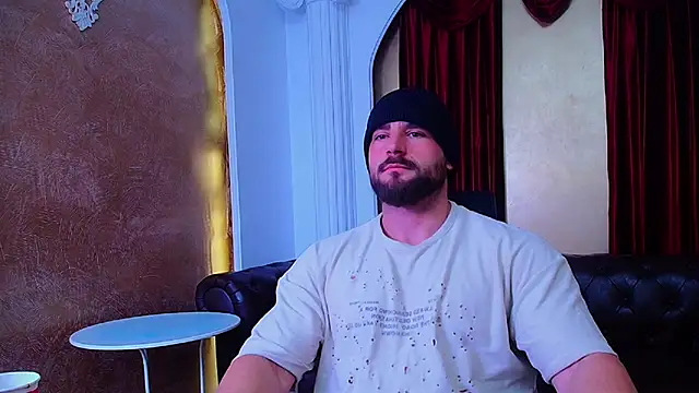 AdamJamesonn online show from October 18, 4:26 am