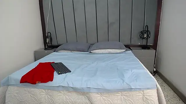 VickyBoobss online show from February 1, 8:05 pm