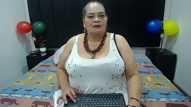 VickyBoobss online show from November 19, 8:31 pm