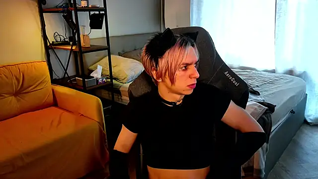 leon yuugen online show from January 31, 9:37 am