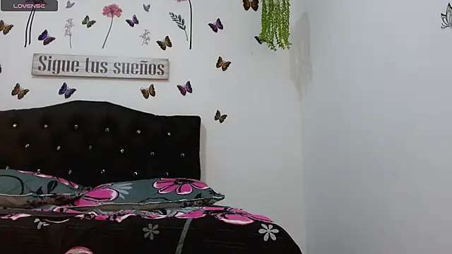 Candy Mendez online show from March 14, 8:17 pm