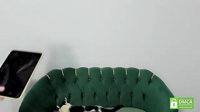 BelovedKhloee online show from January 29, 3:15 pm