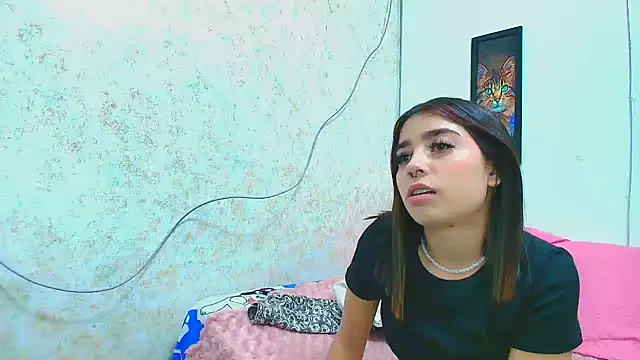 Rousse violett online show from March 22, 8:26 pm