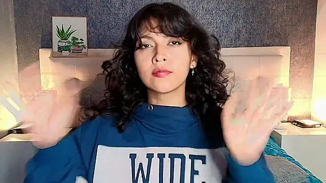 gabriela cortez online show from February 25, 7:14 pm