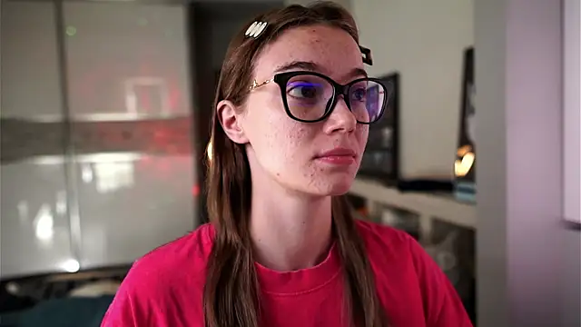 ileanacampbe online show from September 10, 4:23 am