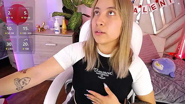 NyxAndria 1 online show from February 13, 8:45 pm