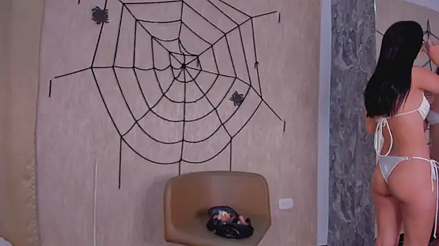 Snapshot of StefanyRousse chatting on October 22, 11:21 am StefanyRousse online show from October 22, 11:21 am