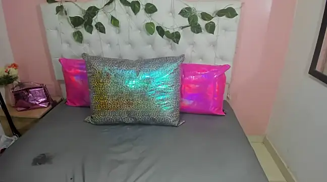 EmmySweett2 online show from February 6, 12:16 pm