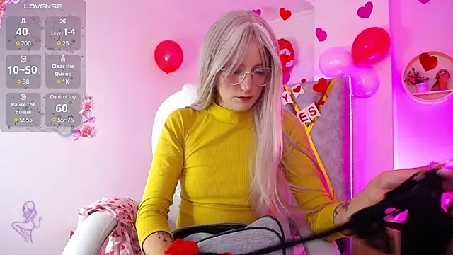 SussanHottye1  online show from February 16, 10:21 am