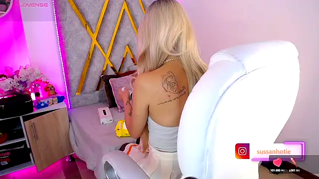 SussanHottye1  online show from October 6, 10:56 am